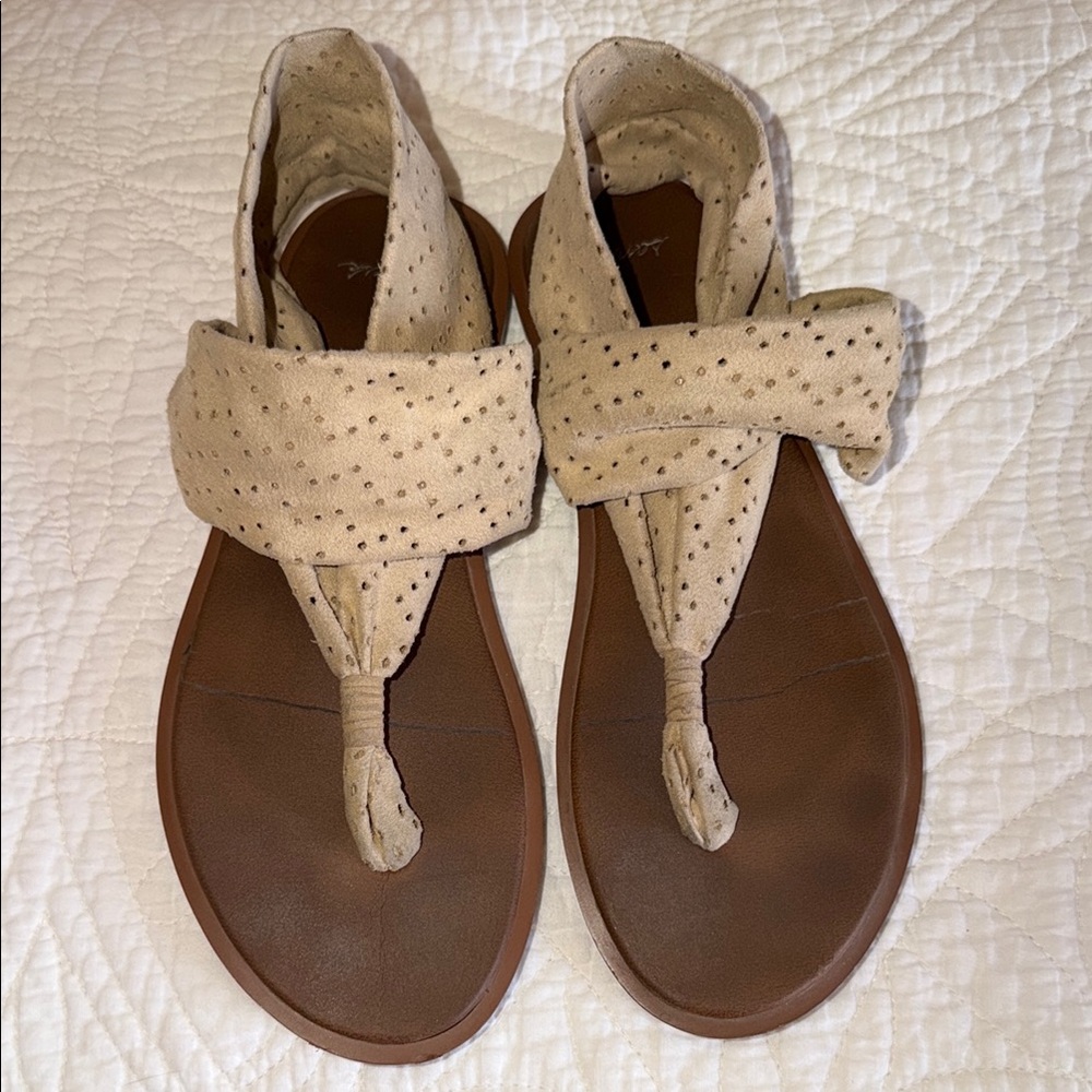 Sanuk sandals